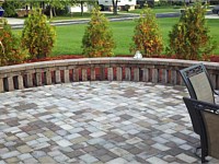 Multiple types of pavers in one patio