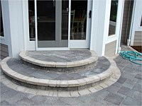 Multiple types of pavers in one patio