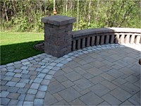 Multiple types of pavers in one patio